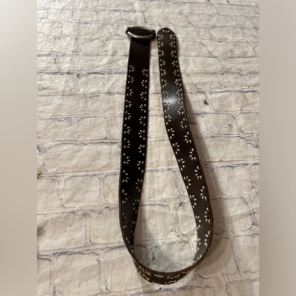 AEROPOSTALE BROWN LEATHER FLORAL STITCHED BOHO HIPPIE VIBE BELT - Picture 9 of 10